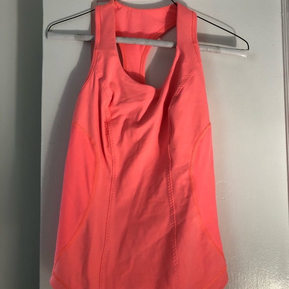 Lululemon workout tank